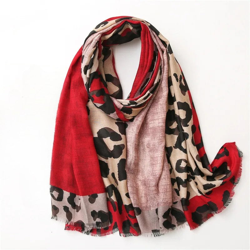 Chusta z haftem patchworkowym i frędzlami dla kobiet | Idealna na każdą porę roku