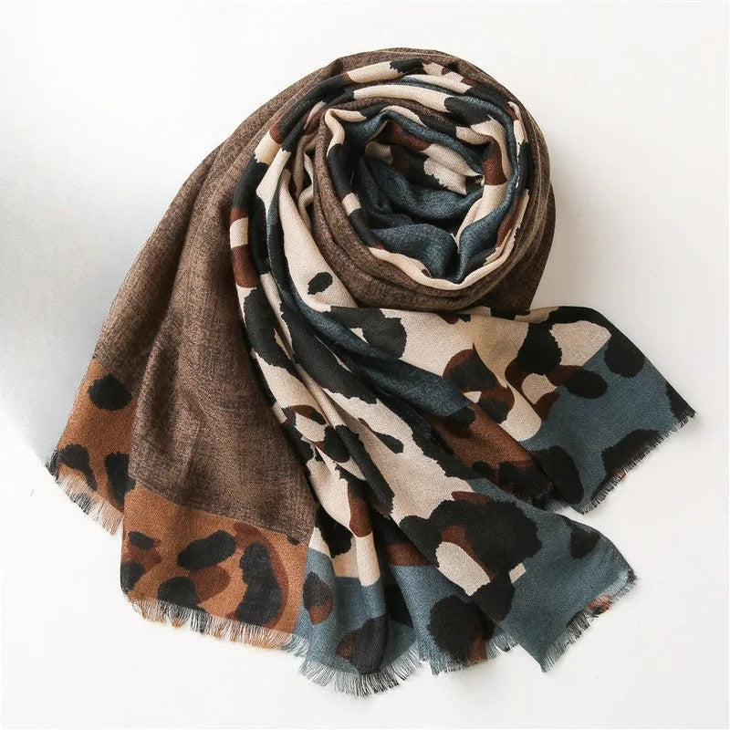 Chusta z haftem patchworkowym i frędzlami dla kobiet | Idealna na każdą porę roku