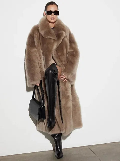 Przeczucik długi zimowy z miękką teksturą i klasycznym krojem dla kobiet | Idealny na zimne dni